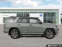 Four Wheel Drive,Tow Hitch,Auxiliary Audio Input,Multi-Zone A/C,A/C,Premium Synthetic Seats,Smart De... (image 5)