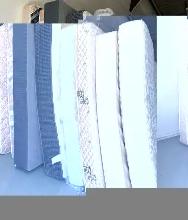 ⚜️ LIGHTLY MEGA SALE QUEEN DOUBLE AND SINGLE SIZE USED MATT in Beds & Mattresses in Delta/Surrey/Langley - Image 5