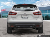 Recent Arrival! CARFAX Canada No Reported Accidents CARFAX Canada One Owner ABS brakes, Active Cruis... (image 3)