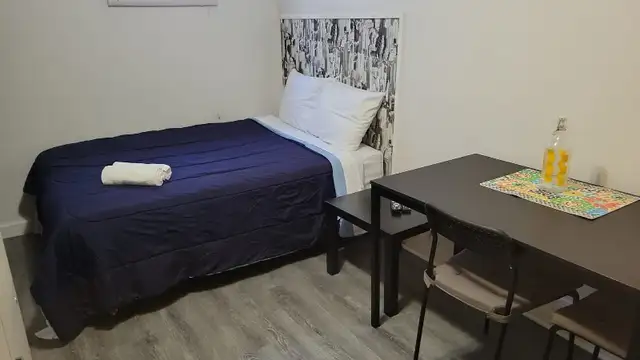 $1000 All in! Furnished Kitchenette Apartment in Long Term Rentals in Edmonton - Image 9