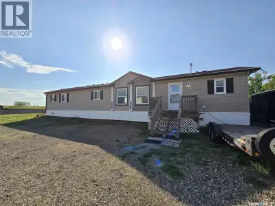 Looking for modern and easy living in the bustling town of Chamberlain? This 2012 modular home boast...