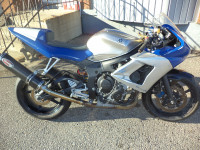 2003 yamaha yzf-600 r6 race or parts bike