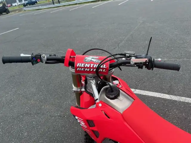 2025 Honda CRF250RS COMPETITION in Dirt Bikes & Motocross in Bathurst - Image 8