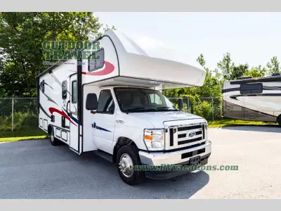 Forest River Forester Classic Class C 2441CD highlights: Full Rear Bathroom Bunk Over Cab U-Shaped D...
