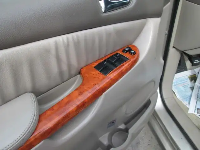 2011 Toyota Sienna Limited AWD in Cars & Trucks in City of Montréal - Image 13