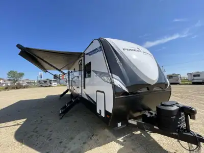 EAST TO WEST Alta travel trailer 3150KBH highlights: Double Slides King Bed Walk-In Pantry 12V Black...