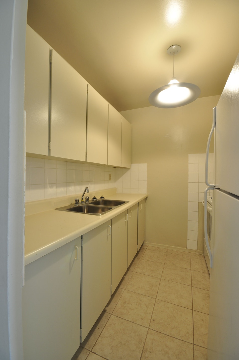Spacious two bedroom unit for rent 5