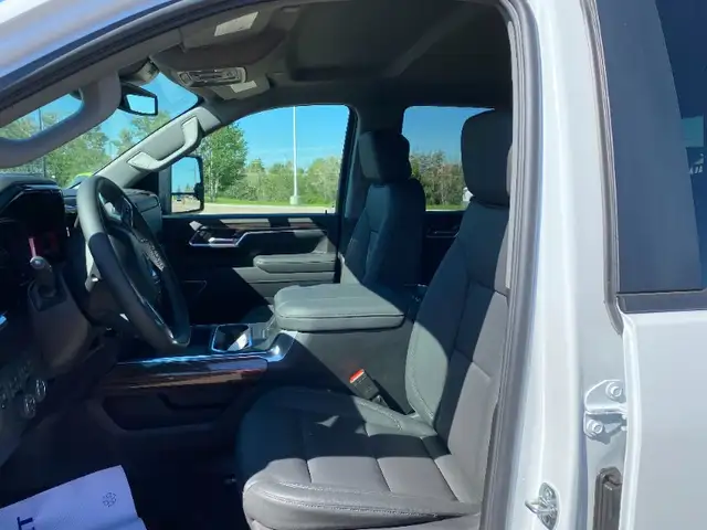 2026 Chevrolet Silverado 3500HD LT Leather|Heated Seats|Heated S in Cars & Trucks in Red Deer - Image 13