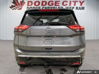 This Nissan Rogue delivers a Intercooled Turbo Regular Unleaded I-3 1.5 L/91 engine powering this Va... (image 3)