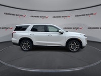 // ACCIDENT FREE!! // // SINGLE OWNER! // Meet the 2023 Hyundai Palisade Preferred 8-Passenger AWD,... (image 8)