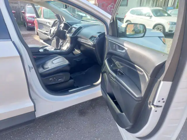 2017 Ford Edge Titanium525767157587660808