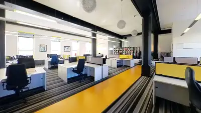 Espace de bureau Ste-Foy Situé au 850 rue de Vimy, ce local de bureau est déjà aménagé et propose un...
