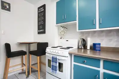 2 ch, Côtes-des-neiges, appartement meublé et tout inclus!