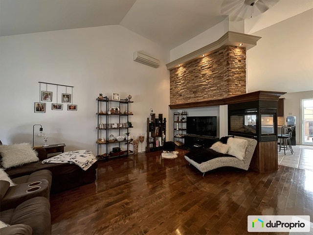 $849,900 - Duplex for sale in Mascouche — photo 2