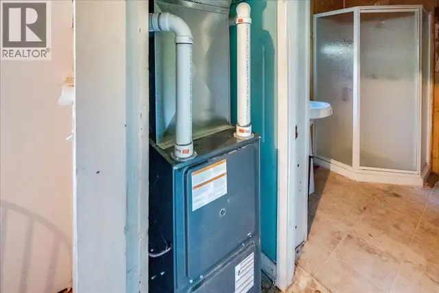 3788 Broadwater Road Castlegar, British Columbia in Houses for Sale in Nelson - Image 12