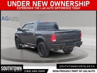 2019 Ram 1500 Classic ST Experience the Ram 1500 Classic ST with only 201922 km on the odometer. Fin... (image 3)