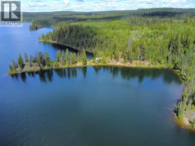 A rare opportunity to own a private land parcel of 50 acres with 1.4 km of waterfront within 30 minu...