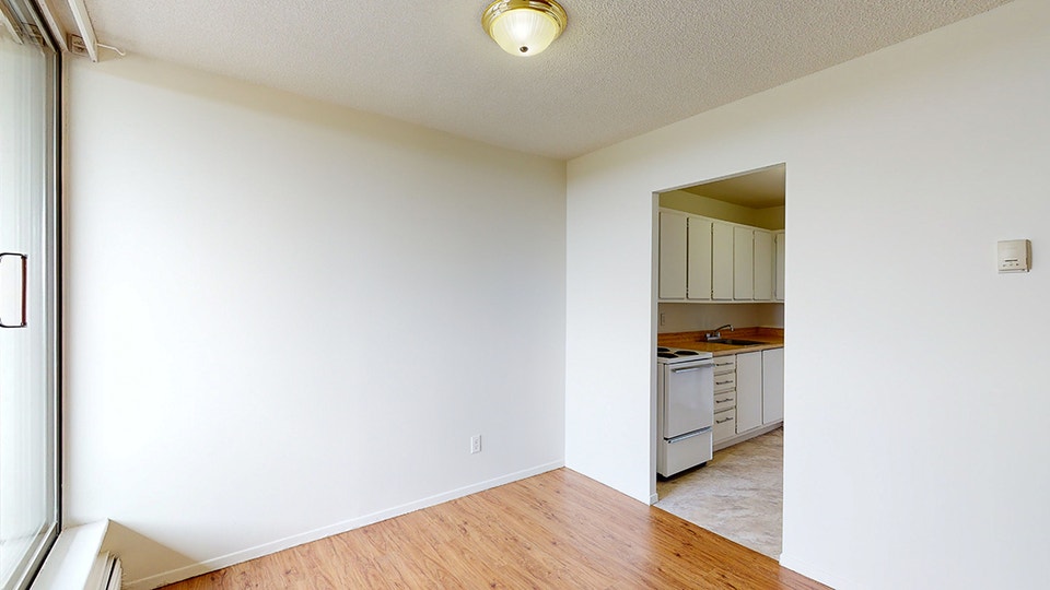 2 Bedroom 1 Bathroom Available Oct/Nov 2