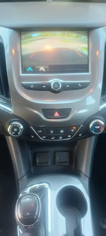 2016 Chevrolet Cruze LT in Cars & Trucks in Oshawa / Durham Region - Image 17