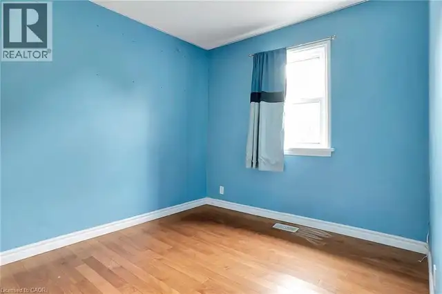 1392 DOON VILLAGE Road Kitchener, Ontario in Houses for Sale in Kitchener / Waterloo - Image 13