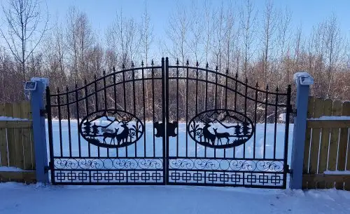 NEW WROUGHT IRON DRIVEWAY ENTRY GATE MANY DESIGNS & SIZE OPTIONS in Other in Winnipeg - Image 6