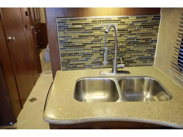 2015 Coachmen Encounter Classe A VR / RV FULL PAINT 3 Extensions in RVs & Motorhomes in Laval / North Shore - Image 13