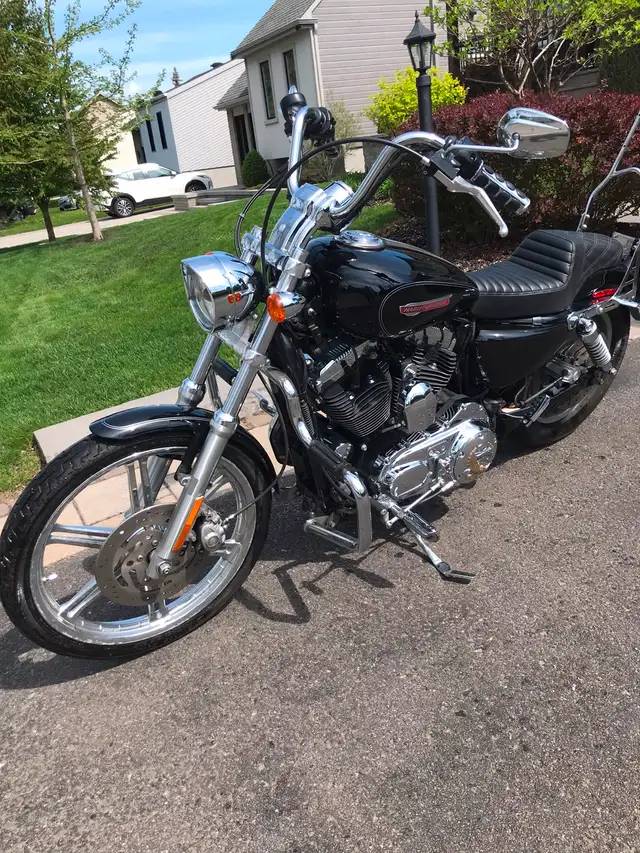 Moto Harley-Davidson Sportster 2009,1200cc XL in Touring in City of Montréal - Image 4