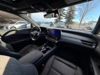 The 2023 RX 350 moves away from the traditional V6 in favor of a high-torque turbocharged four-cylin... (image 8)