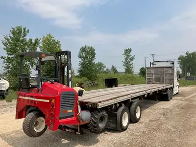 located in wpg. 2009 Thruway 43' Trailer with Moffett Forklift $ 29k. or with 2018 Freightliner Casc...