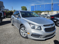 GARANTIE 1 ANS CREDIT DIRECT EN LIGNE AU WWW.AUTO-INTERNET.CA WOW 2015 CHEVROLET CRUZE TOUT EQUIPE A... (image 1)