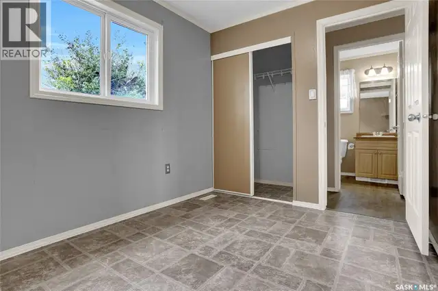 F2 1455 9th AVENUE NE Moose Jaw, Saskatchewan in Houses for Sale in Moose Jaw - Image 23