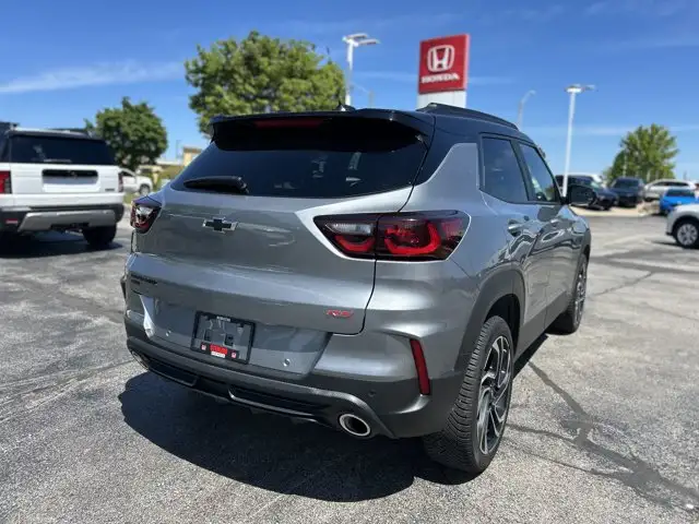 2025 Chevrolet Trailblazer RS | All Weather Mats | Low Km's in Cars & Trucks in Hamilton - Image 6