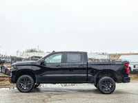 Powerful 5.3L V8 engine with 4x4 capability - Advanced navigation system for seamless connectivity -... (image 9)