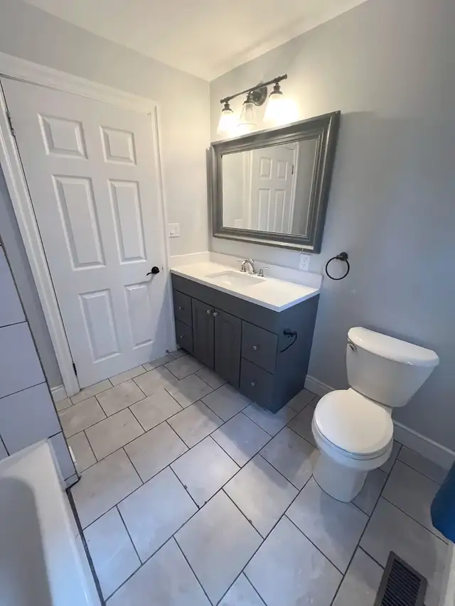 2 Bed, 1 Bath, with Backyard and Storage in Long Term Rentals in Oshawa / Durham Region - Image 7