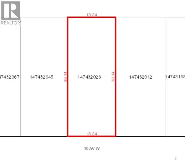 405 10th AVENUE W Nipawin, Saskatchewan in Land for Sale in Nipawin - Image 2