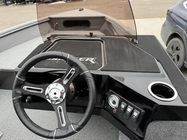 2026 Starcraft Renegade 165 | Black/grey | Yamaha T60 High Thrus in Powerboats & Motorboats in Kawartha Lakes - Image 11