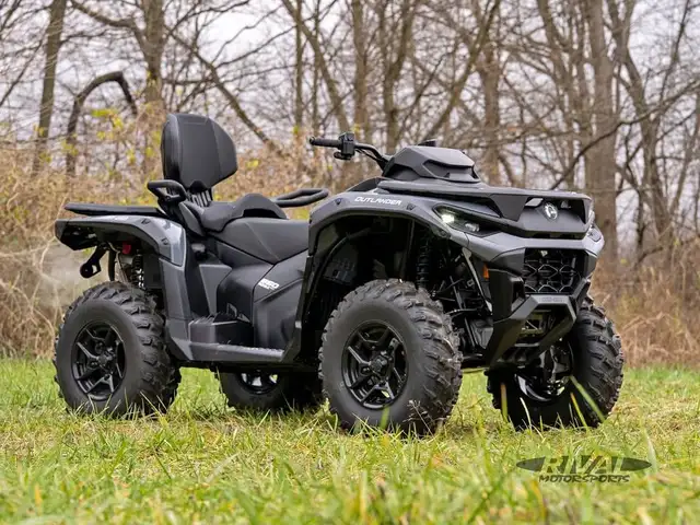 2025 CAN-AM OUTLANDER MAX DPS 850-BLACK! in ATVs in Sudbury - Image 2