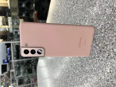 Samsung Galaxy S21 128GB - Pink Item #1403511 128GB Memory Supports 5G internet 6.2-inch Dynamic AMO...