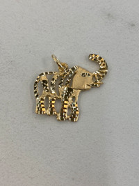 Brand New! 10K Gold Diamond Cut Elephant Pendant