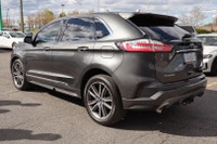 WELL MAINTAINED Experience Elevated Adventure: Ford Edge Titanium AWDin. Embark on a Journey of Supe... (image 4)