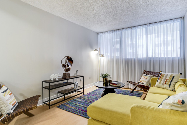 2125 Saint-Marc Street - La Citadelle Apartment for Rent dans Locations longue durée  à Ville de Montréal - Image 2
