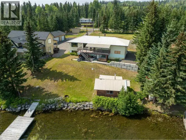 7568 BURGESS ROAD Deka Lake / Sulphurous / Hathaway Lakes, Briti in Houses for Sale in 100 Mile House - Image 4