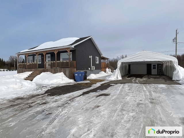$475,000 - Bungalow for sale in St-Honore-De-Chicoutimi — photo 1