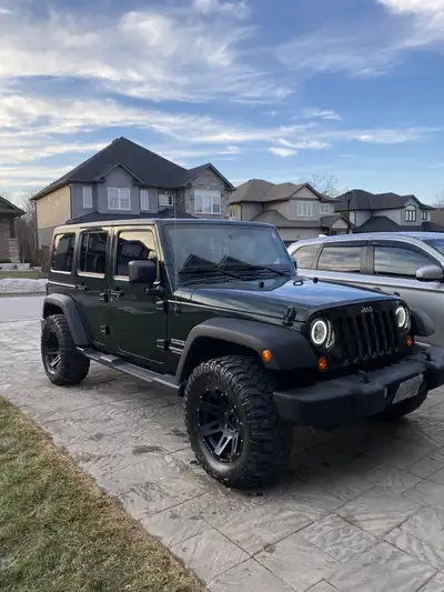 Selling my 2011 Jeep Wrangler Unlimited Sahara 4 door. 3.8 V6. All maintenance is all kept up with o...