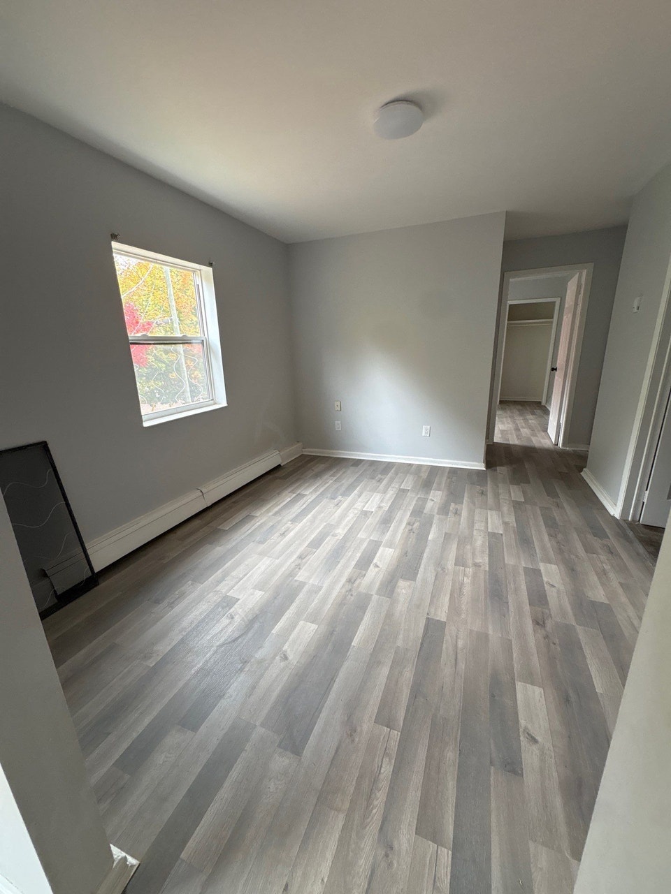 For Rent - 1 Bed Apartment in Amherst Location: 17 Copp Ave - Un 2