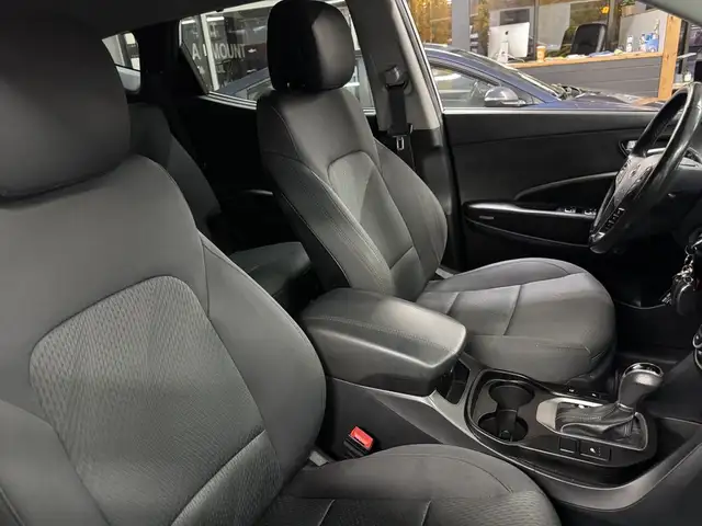 2017 Hyundai Santa Fe Sport AWD 4dr 2.4L Premium in Cars & Trucks in Longueuil / South Shore - Image 12