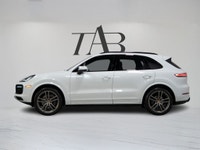 This 2023 Porsche Cayenne is a local Ontario vehicle and also includes remaining manufacturer warran... (image 6)