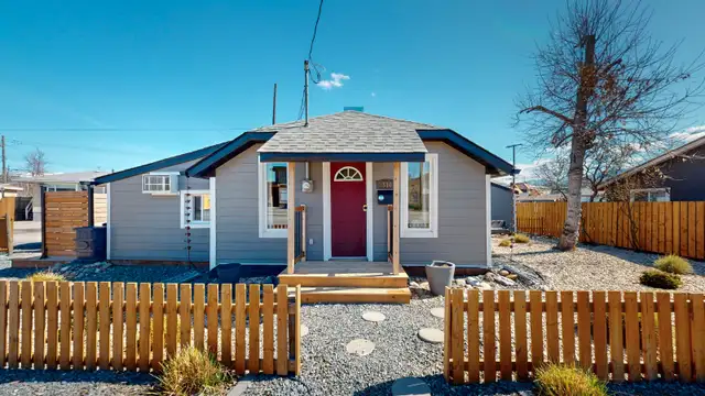 Modern home in great location for Sale in Houses for Sale in Cranbrook - Image 2