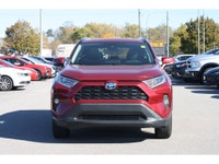 Experience outstanding efficiency, proven reliability, and everyday versatility in this 2020 Toyota... (image 2)