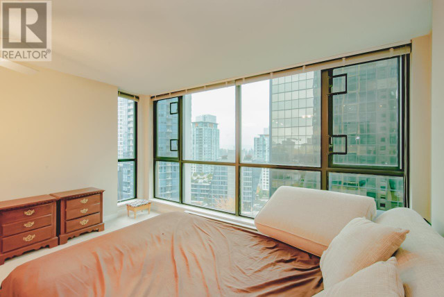 909 1367 ALBERNI STREET Vancouver, British Columbia in Condos for Sale in Vancouver - Image 3